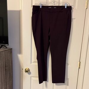 Old Navy High-Rise Pixie Skinny Pants in Deep Purple